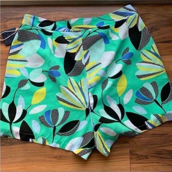 Kaary blue multicolored Vibrant Leaf Print Shorts 8 - Picture 1 of 6